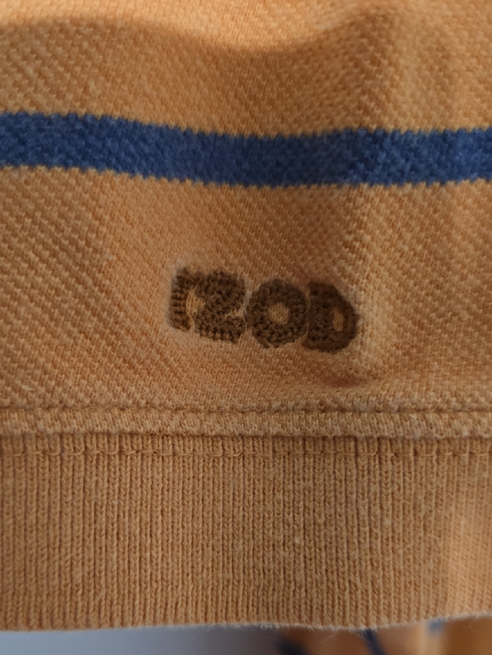 IZOD - Picture 3 of 5
